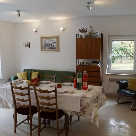 Flora Appartamento Pola